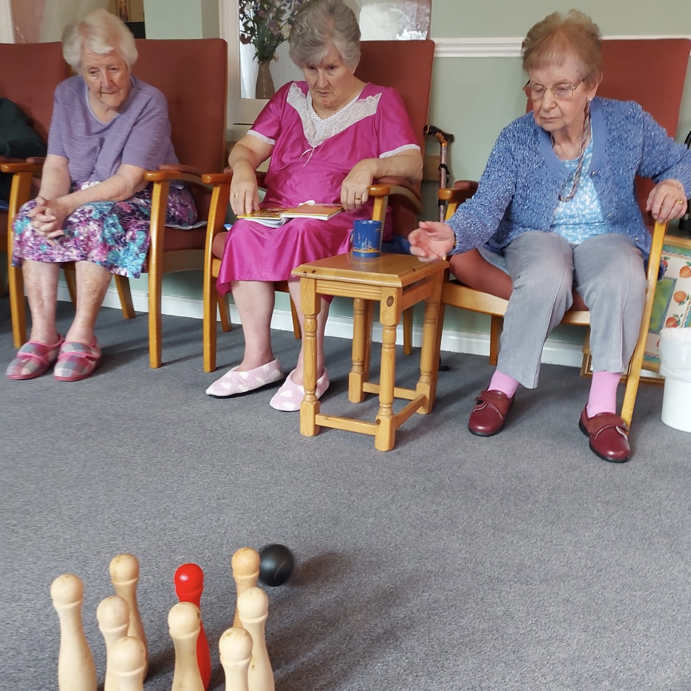 Floor games, skittles